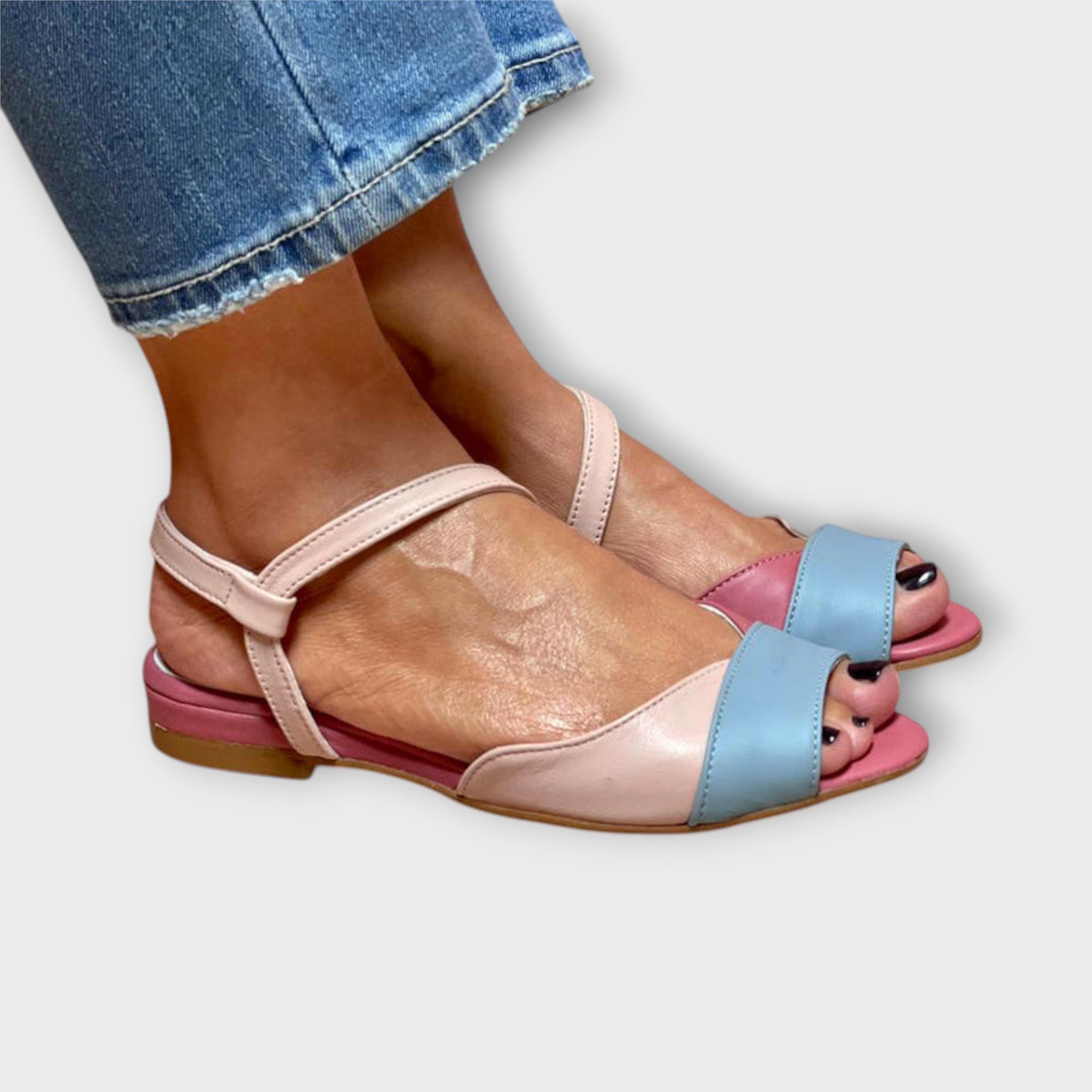 Roselina – Živé barvy na blokových podpatcích